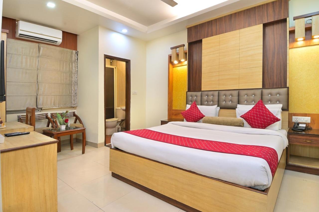 The Aster Karol Bagh Homely Atmosphere Nueva Delhi Exterior foto